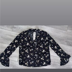 American Eagle Small Long Sleeved Flare Floral Black Neck Dressy Blouse